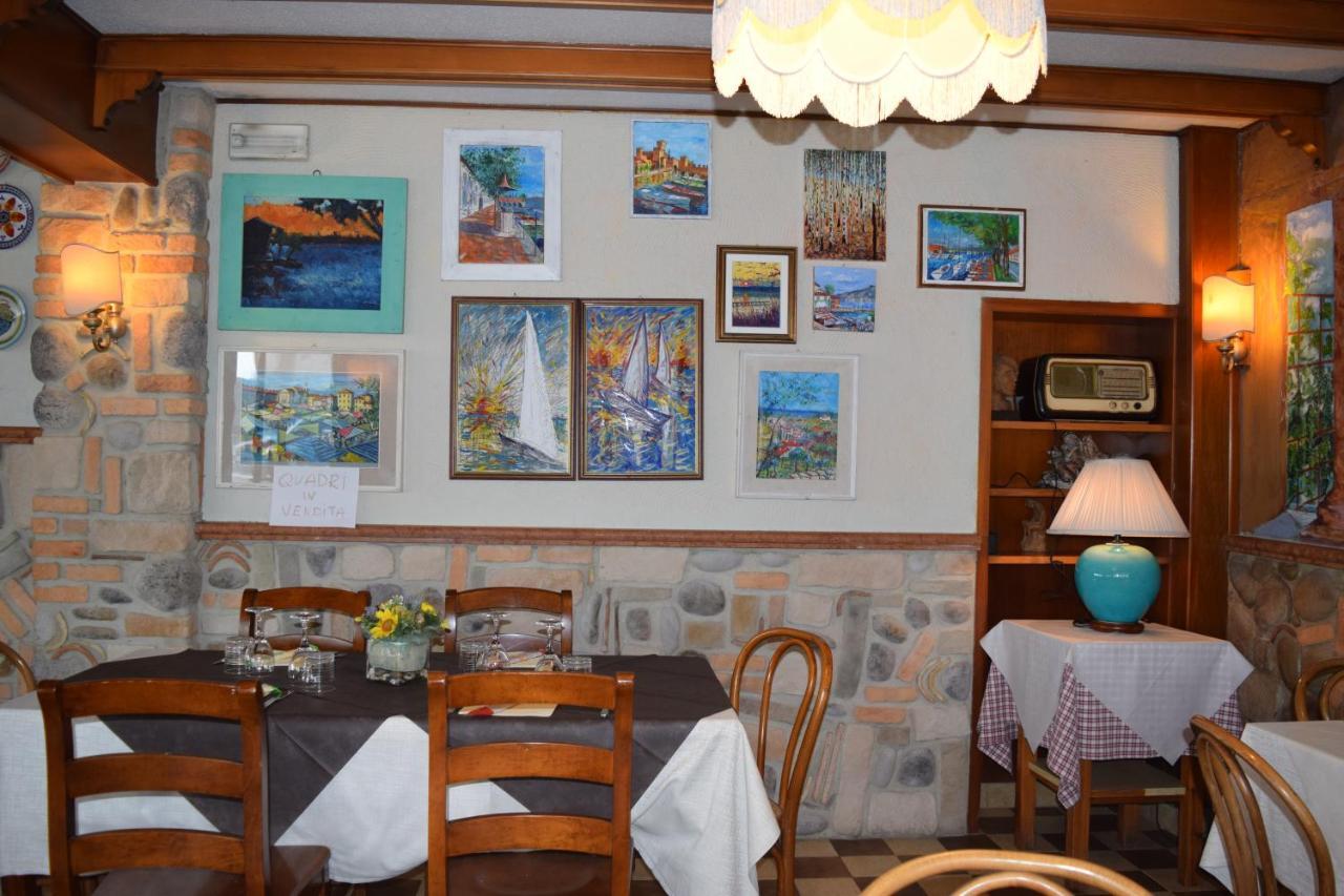 Albergo Trattoria Fioravante Peschiera del Garda Exterior foto