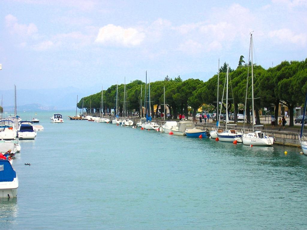 Albergo Trattoria Fioravante Peschiera del Garda Cameră foto